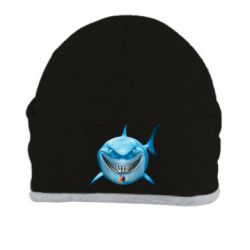 Шапка Акула улыбается