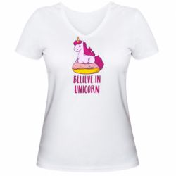 Женская футболка с V-образным вырезом Единорог с пончиком - PrintSalon