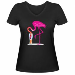 Женская футболка с V-образным вырезом Flamingo drinks beer - PrintSalon