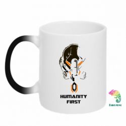 Чашка-хамелеон Humanity first - PrintSalon