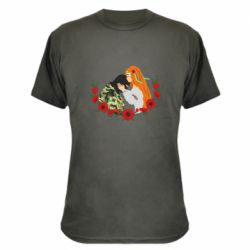 Камуфляжна футболка Дівчина цілує солдата - PrintSalon
