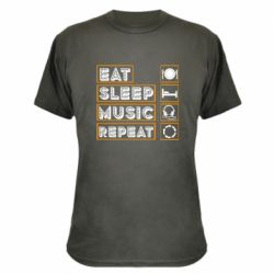Камуфляжная футболка Eat sleep dj repeat. - PrintSalon