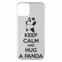 Чехол для iPhone 11 KEEP CALM and HUG A PANDA - PrintSalon