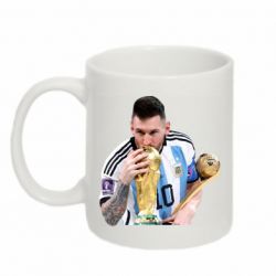 Чашка 320ml Месси целует кубок - PrintSalon