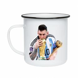 Кружка эмалированная Месси целует кубок