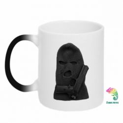 Кружка-хамелеон Балаклава с пистолетом - PrintSalon