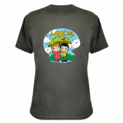 Камуфляжная футболка Love is ... in the rain - PrintSalon