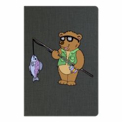 Блокнот с принто Медведь ловит рыбу