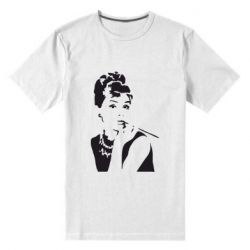 Чоловіча преміум футболка Дівчина фарбує губи - PrintSalon