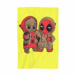 Полотенце с принтом Baby Groot And Deadpool - PrintSalon