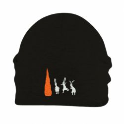 Шапка флисовая Зайцы возле морковки