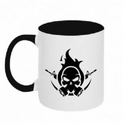 Чашка двухцветная 320ml Skull with weapons - PrintSalon