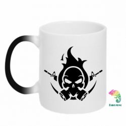 Чашка-хамелеон Skull with weapons - PrintSalon