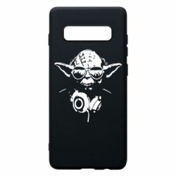 Чехол для Samsung S10+ Yoda в наушниках - PrintSalon