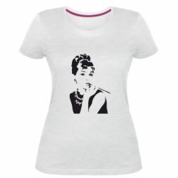 Жіноча преміум футболка Дівчина фарбує губи - PrintSalon